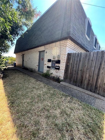 2305 Barton Village Cir Unit 102, Austin, TX 78704