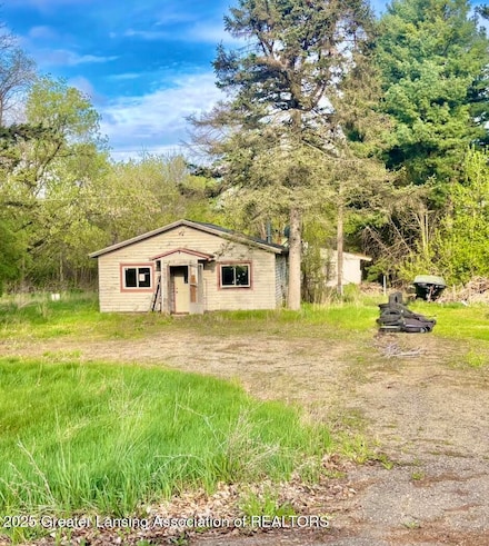 4885 West St, Eaton Rapids, MI 48827