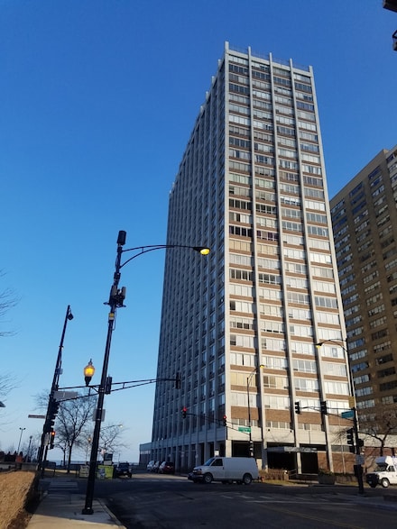 6171 N Sheridan Rd Unit 705, Chicago, IL 60660