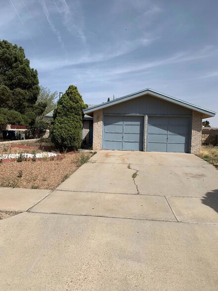 1650 Bill Ogden Dr, El Paso, TX 79936
