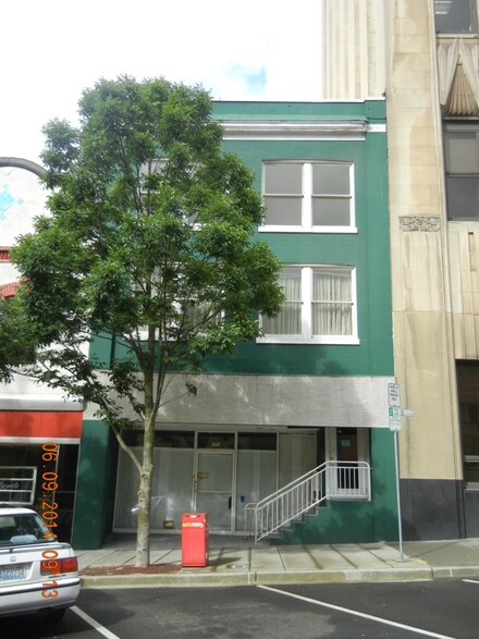 750 St Helens Ave Unit C, Tacoma, WA 98402