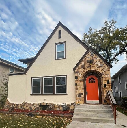 916 Newton Ave N, Minneapolis, MN 55411