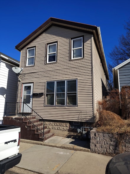 1544 S 2nd St, Milwaukee, WI 53204