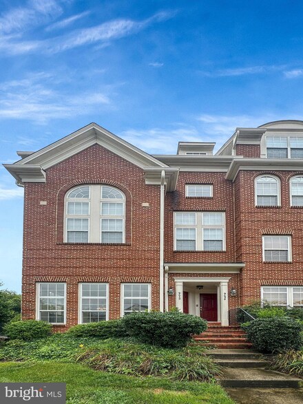 9632 Wigfall Way, Manassas Park, VA 20111