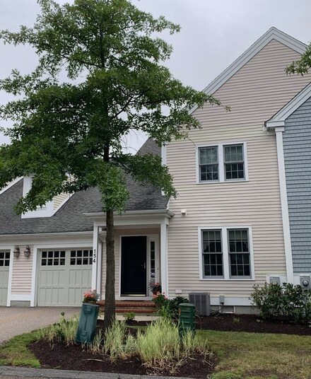 154 Godfrey Dr, Norton, MA 02766