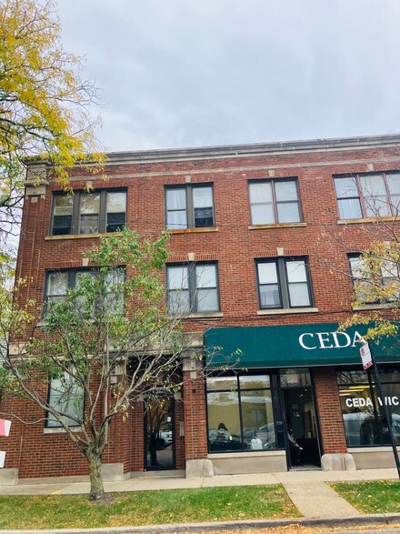 3946 N Lowell Ave Unit 108, Chicago, IL 60641