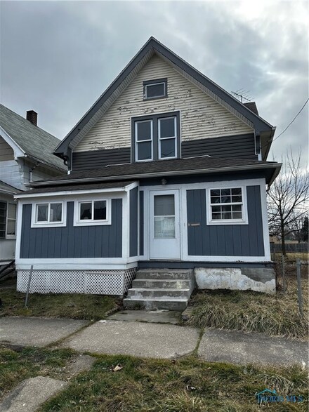 1462 N Ontario St, Toledo, OH 43604