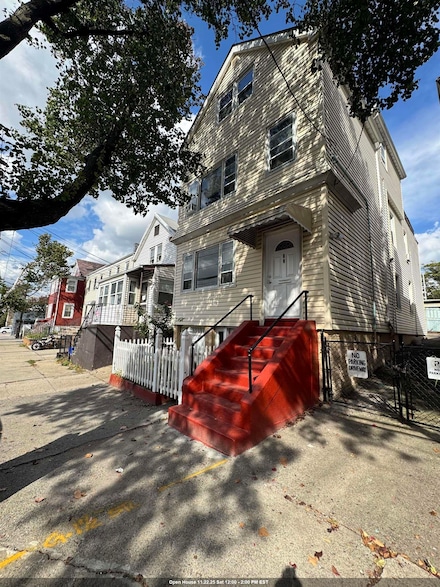 80 Mcadoo Ave, Jersey City, NJ 07305