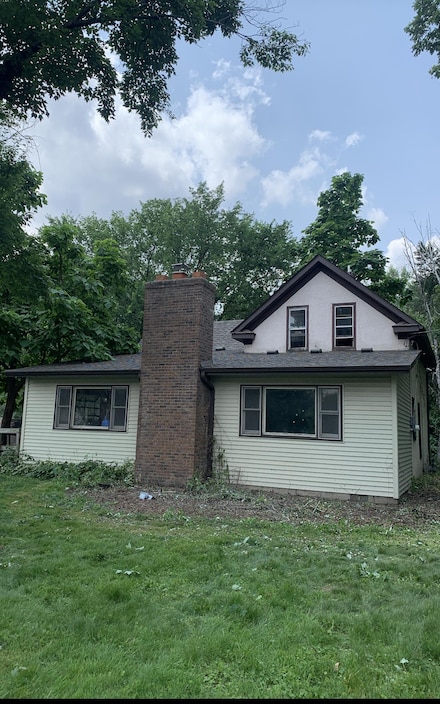 3311 Centerville Rd, Saint Paul, MN 55127