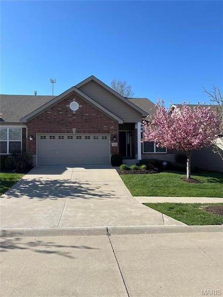 16152 Amber Vista Dr, Ballwin, MO 63021