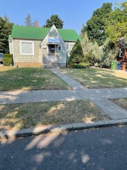 3010 S Lamonte St, Spokane, WA 99203