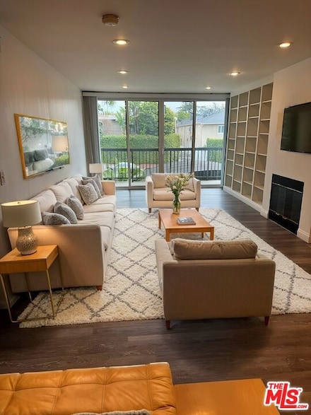 1351 N Crescent Heights Blvd Unit 207, Los Angeles, CA 90046