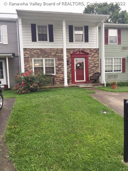 3 James St, Elkview, WV 25071