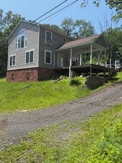 2287 Chipperfield Dr, Stroudsburg, PA 18360