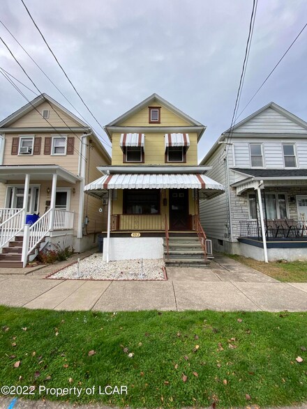 392 E Washington St, Nanticoke, PA 18634