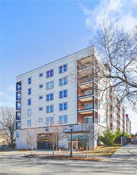 525 Parkway Dr NE Unit 404, Atlanta, GA 30308