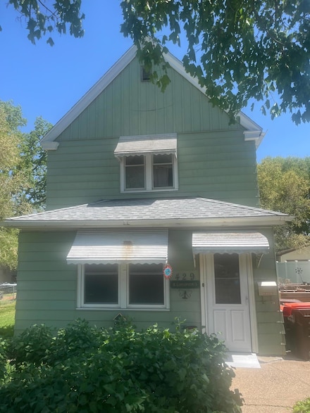 429 1st Ave S, South Saint Paul, MN 55075