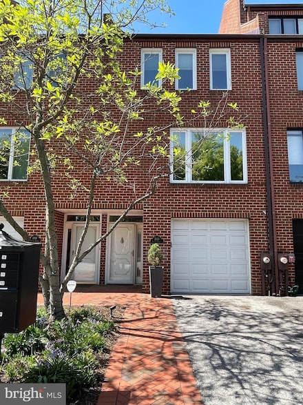 2359 Boston St, Baltimore, MD 21224