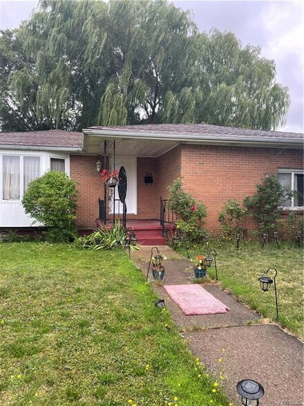 55 Lackawanna Ave, Buffalo, NY 14212