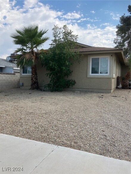 6117 Rosalita Ave, Las Vegas, NV 89108