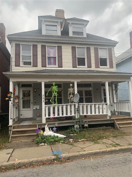 203-205 Maple St, Kittanning, PA 16201