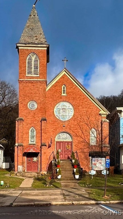 618 E Gansevoort St, Little Falls, NY 13365