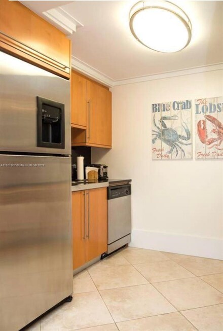 6365 Collins Ave Unit 2409, Miami Beach, FL 33141