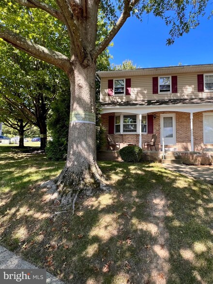 131 Popodickon Dr, Boyertown, PA 19512