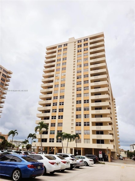 1833 S Ocean Dr Unit 1111, Hallandale Beach, FL 33009