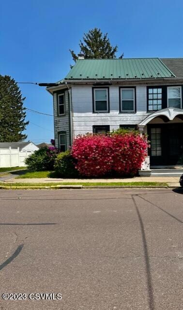 362 3rd St, Northumberland, PA 17857