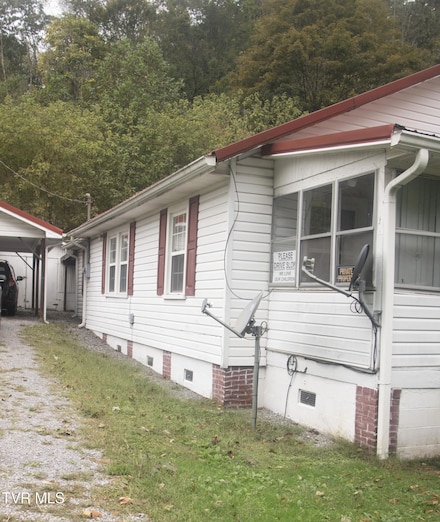 2533 Monarch Rd, Saint Charles, VA 24282