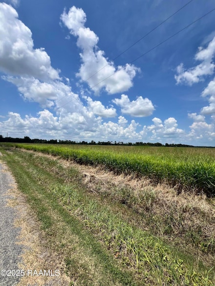 8 Andrew Dr, Church Point, LA 70525