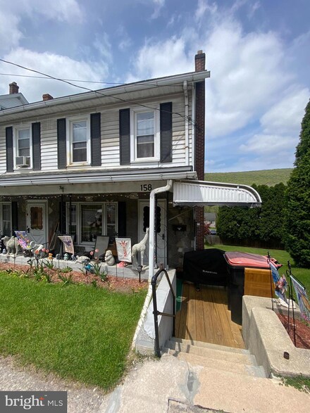 158 E Catawissa St, Nesquehoning, PA 18240