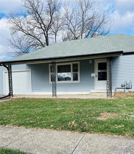 306 W Brown St, Lancaster, MO 63548