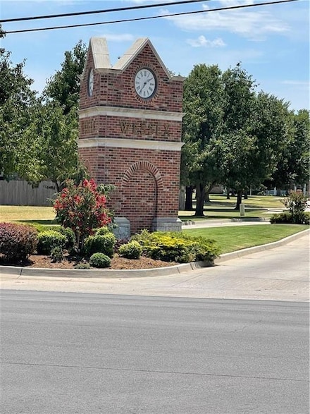 1523 Strawberry Fields, El Reno, OK 73036