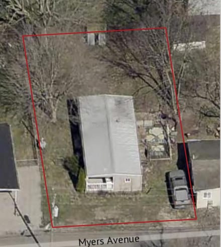 179 Myers Ave, Buckeye Lake, OH 43008