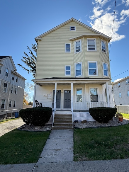 75 Kelsey St, New Britain, CT 06051