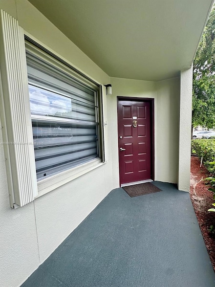 1300 SW 130th Ave Unit F114, Pembroke Pines, FL 33027