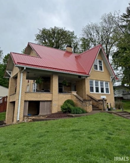 110 W Elnora St, Odon, IN 47562
