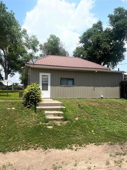 37765 Brandon St, Wray, CO 80758