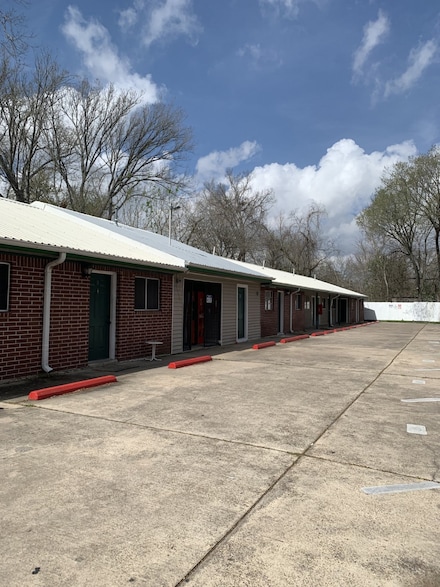 4831 Sycamore Ave Unit 16, Pasadena, TX 77503