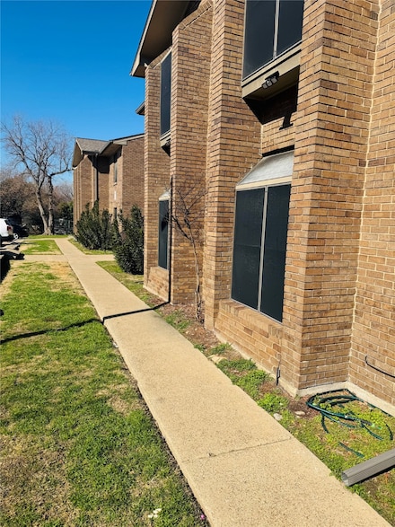4448 Chaha Rd Unit 206, Garland, TX 75043