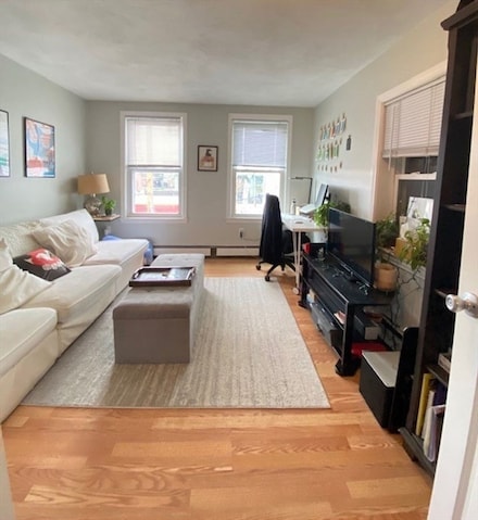 137 Chelsea St Unit 2, Boston, MA 02128