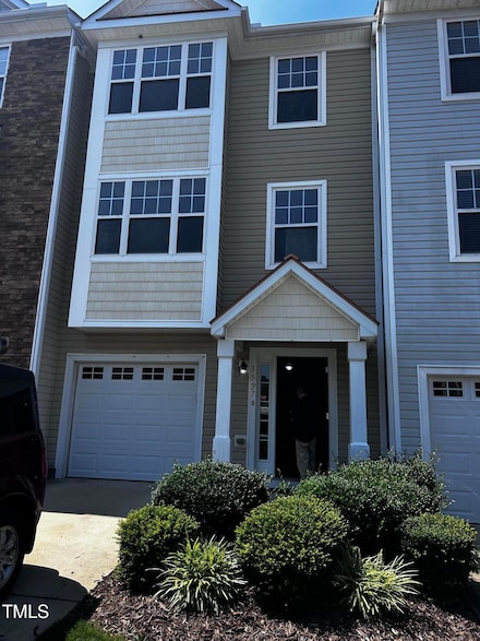 1527 Haywards Heath Ln, Apex, NC 27502