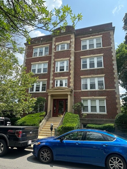 38 Day St Unit 20, Somerville, MA 02144