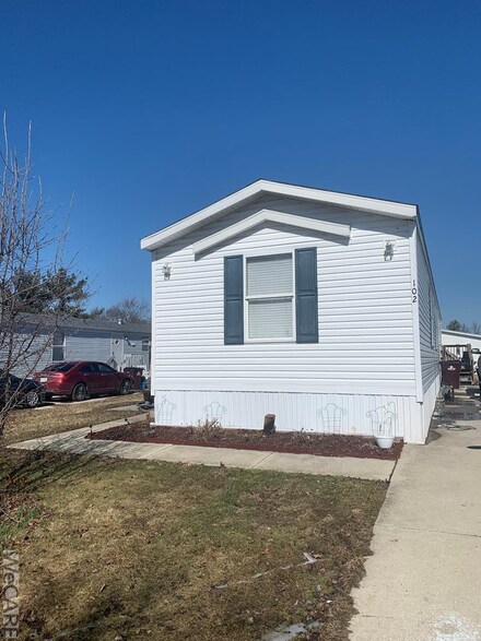102 Steeple Chase, Lima, OH 45807