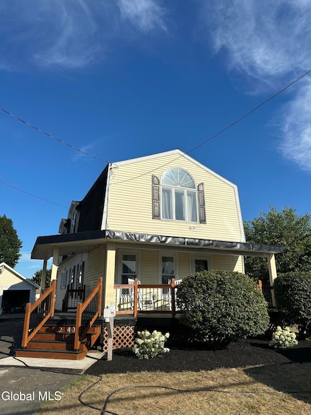 2440 Barton Ave, Schenectady, NY 12306