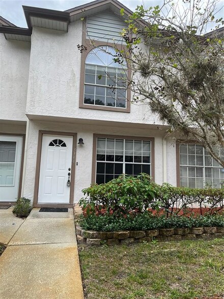 3344 Fox Hunt Dr, Palm Harbor, FL 34683