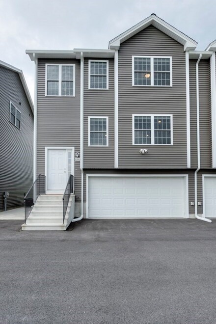 239 Woodland St Unit 3, West Boylston, MA 01583