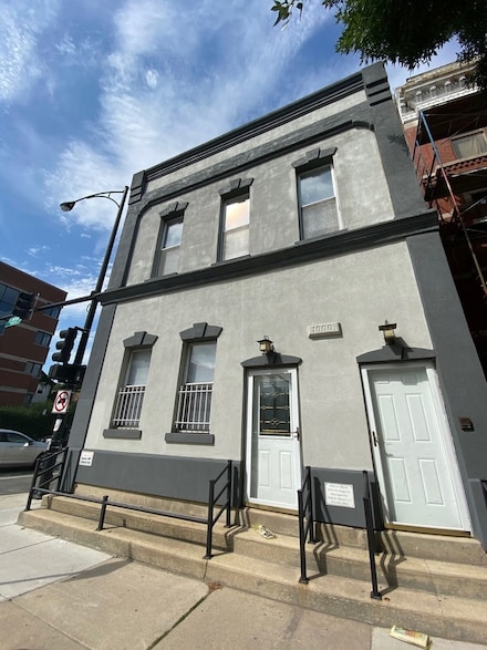 1000 N Wood St Unit 2, Chicago, IL 60622